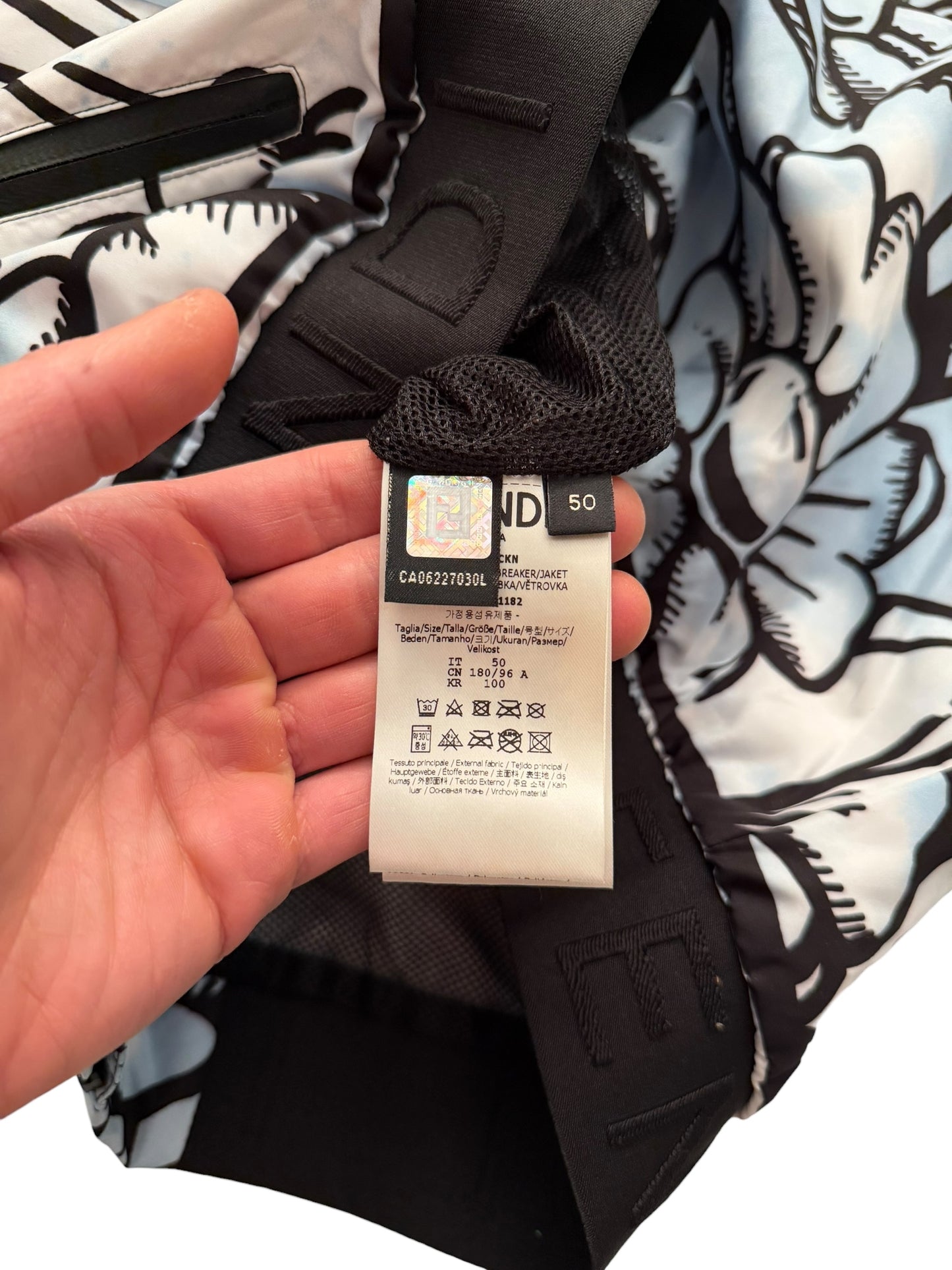 x Joshua Vides Flower Sketch Windbreakee