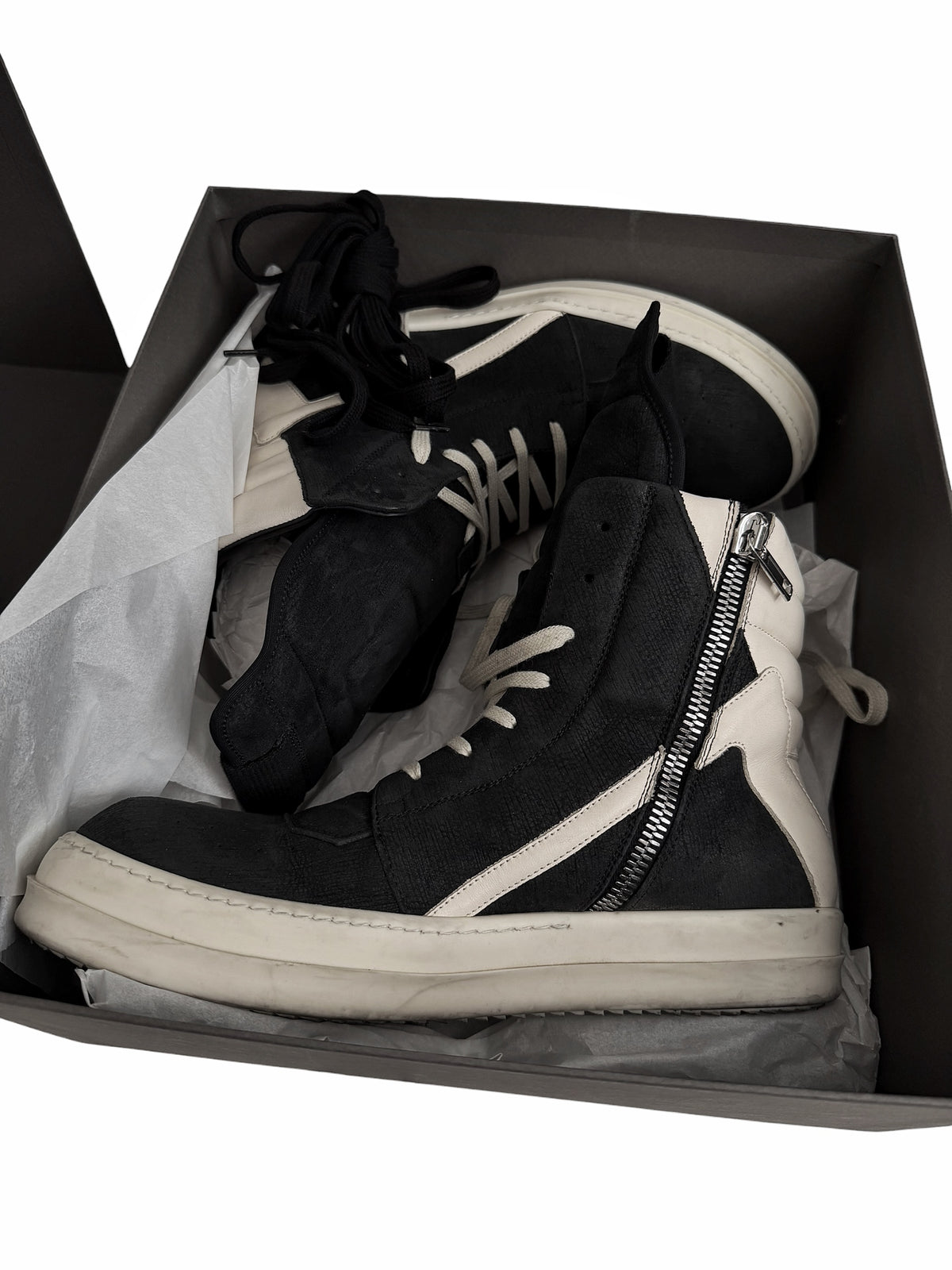 Hollywood Full Grain Calfskin Geobasket