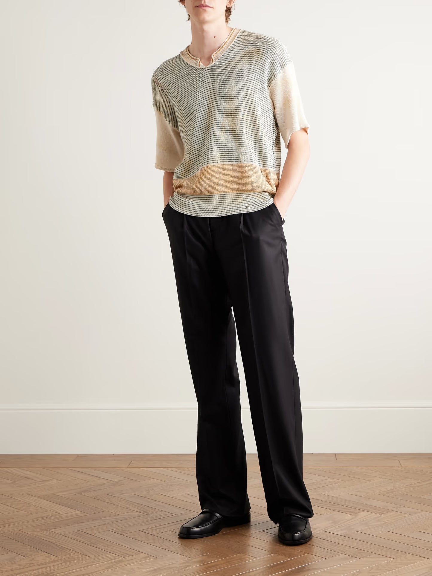 2025 Here Comes Alice Aged Sweater