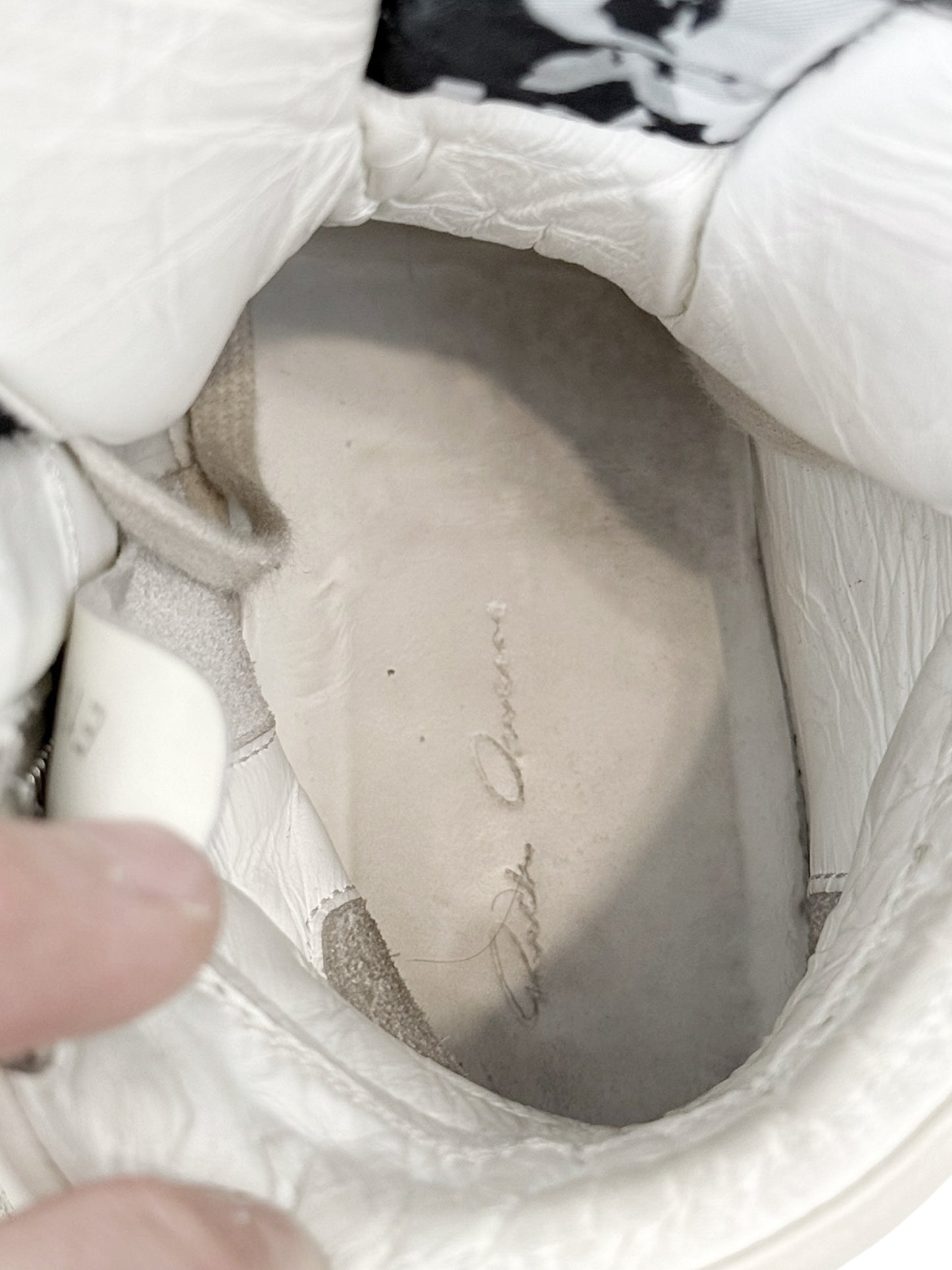 Milk White Geobasket