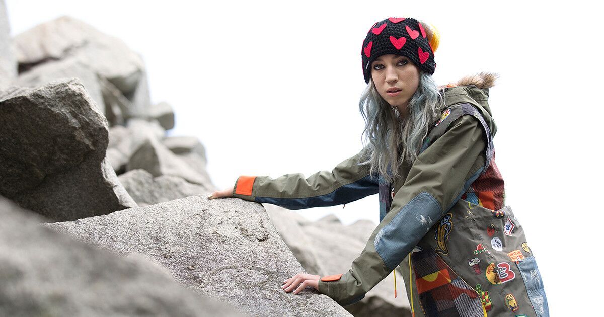 x L.A.M.B. Gwen Stefani Heart Beanie