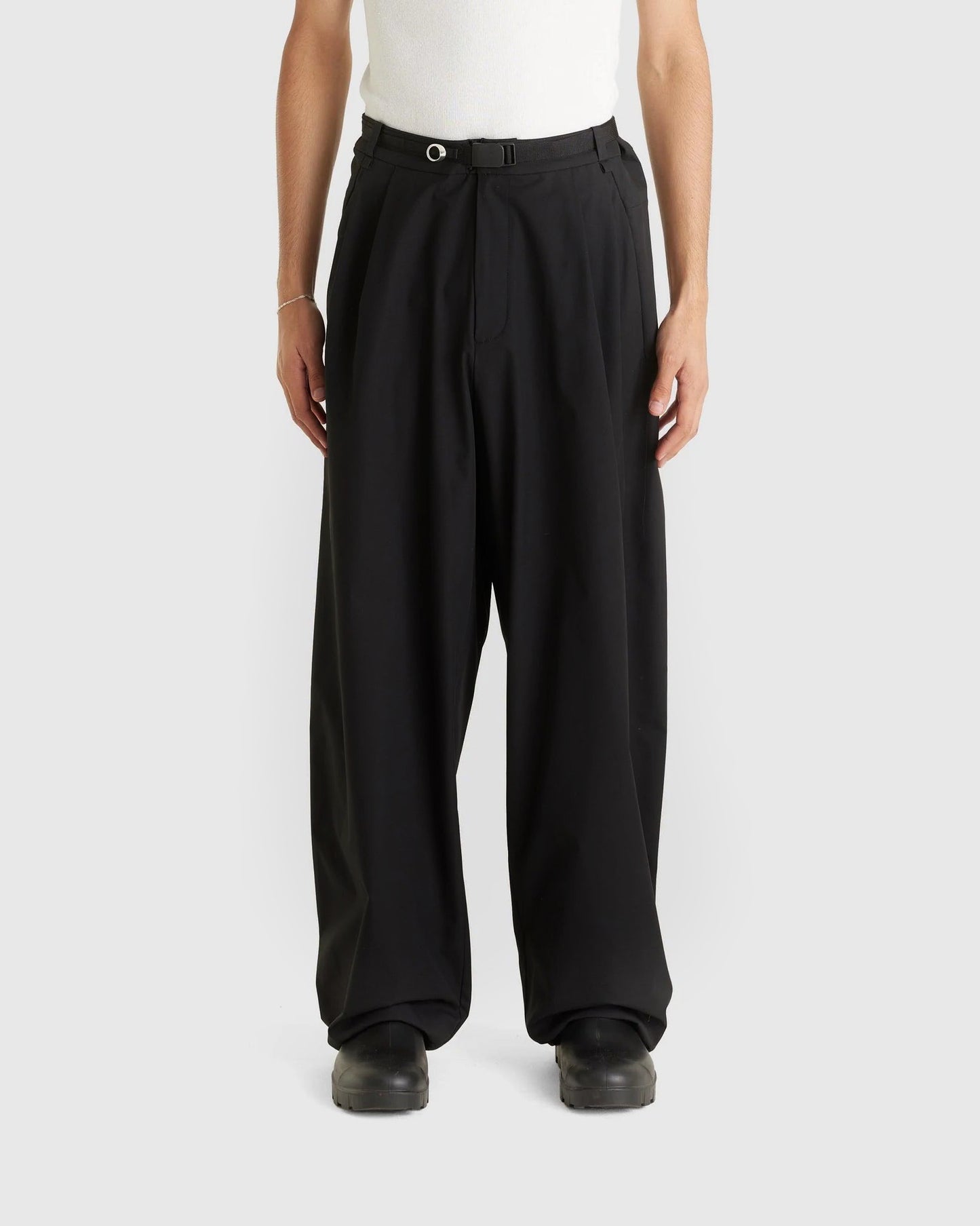 Belted Baggy Tech Trousers (Black)