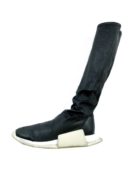 Leather Level Sock Runner