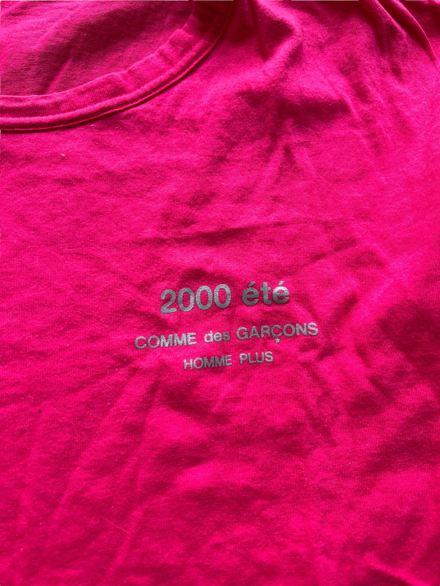 2000 Logo Bright Pink/Red Tee