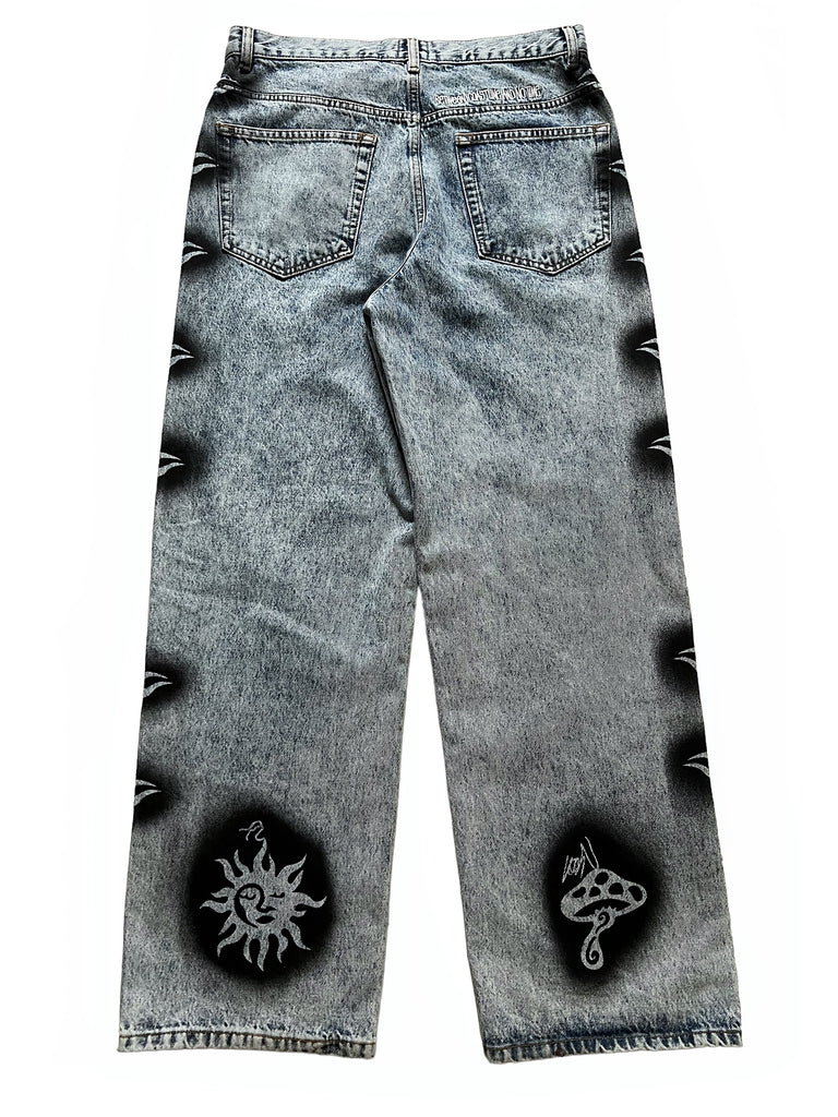 Hand-Stencil Graffiti Denim – Archive Reloaded