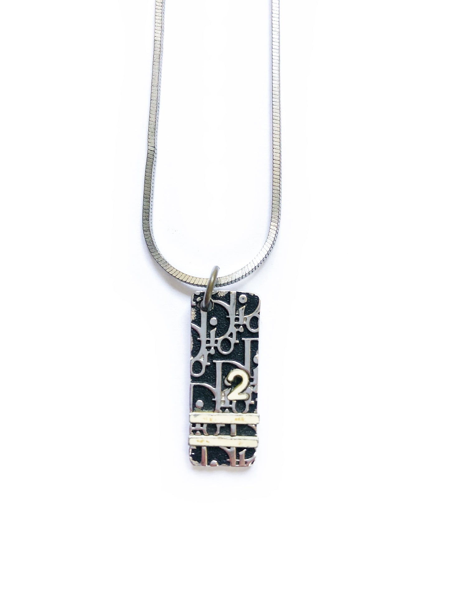 Black Trotter Necklace