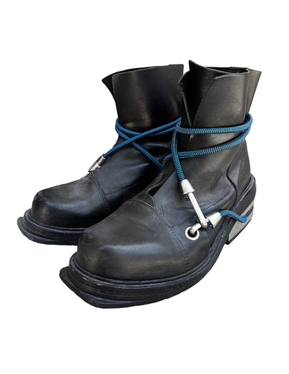 1996 Bungee Cord Boot