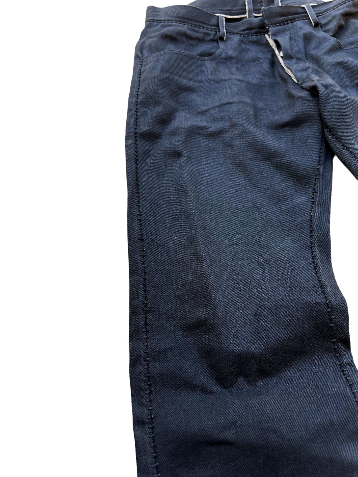 Overlocking Curved Denim