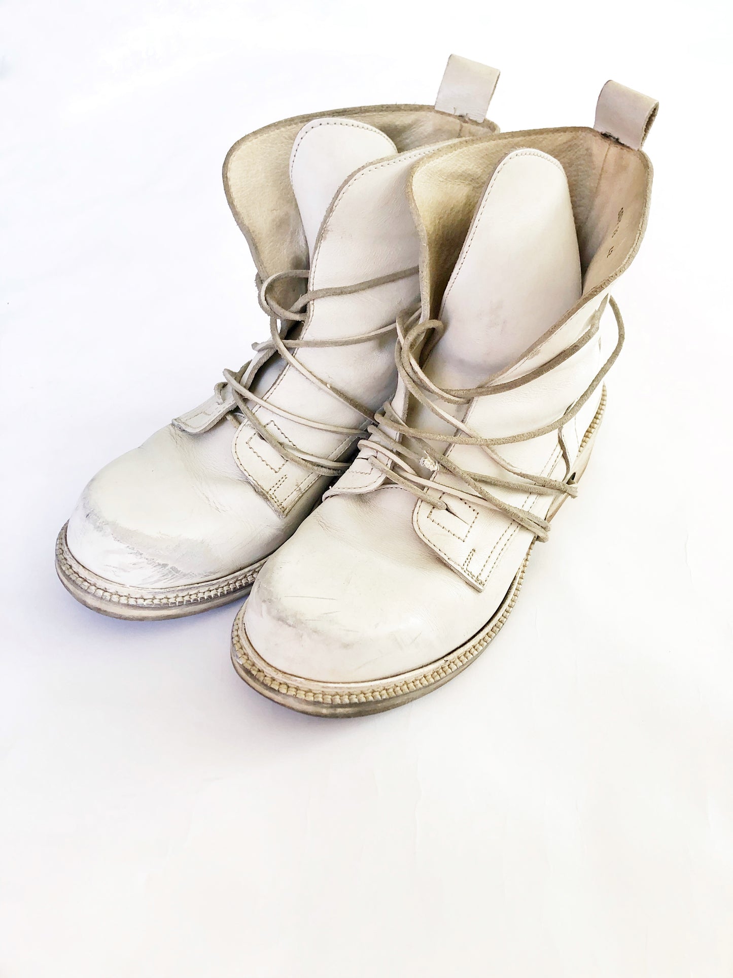 90’s White Lace Up Boots