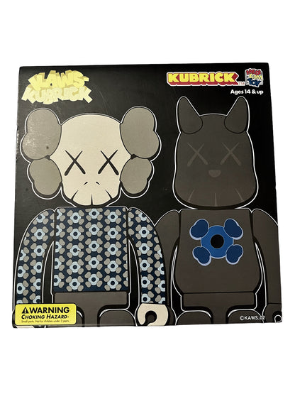 Kubrick x Kaws Bust Stop 2